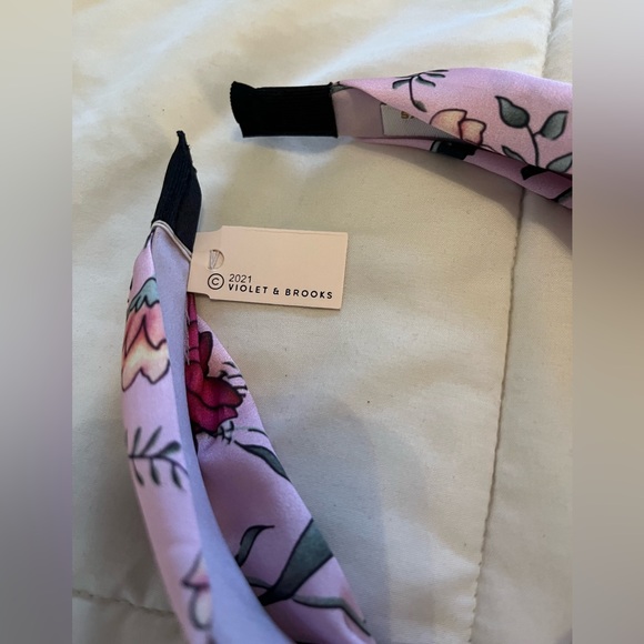 NEW WITH TAG - Floral Silk Knot Headband - Picture 3 of 3